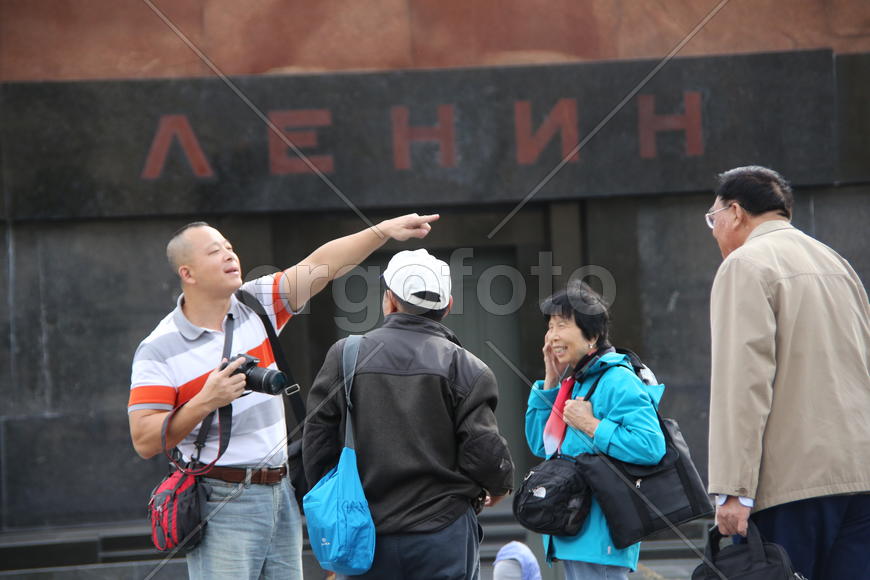 Китайские туристы на Красной площади