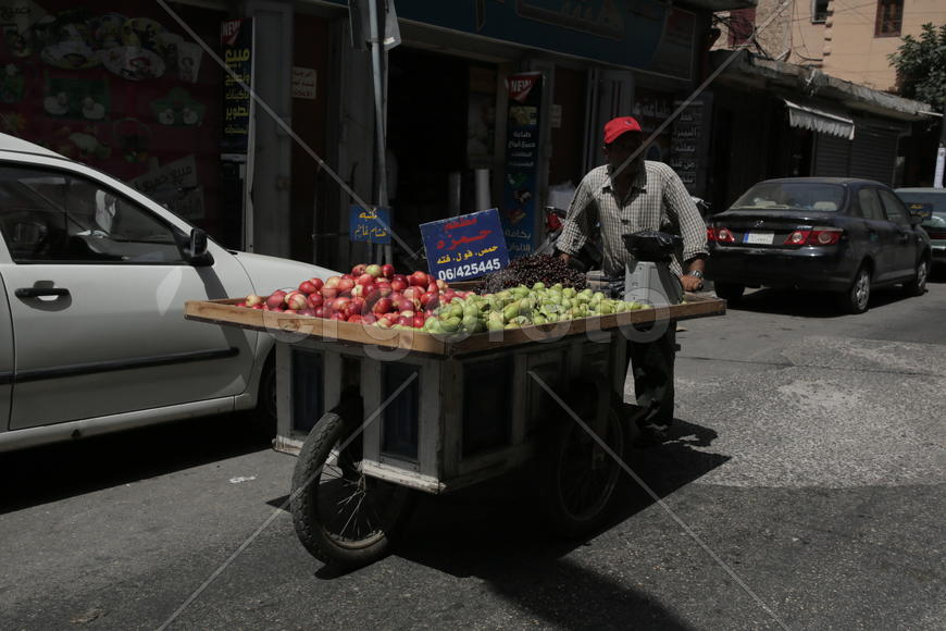 Ливанский город Триполи. Городская жизнь местных жителей 