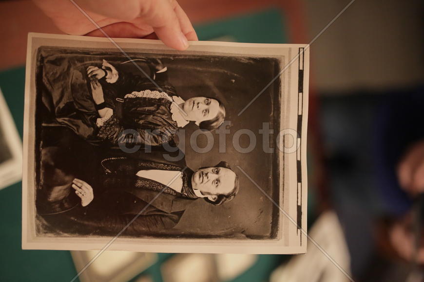 Коллекционер дагерротипов Александр Савинов. Старинная фотокарточка из коллекции 