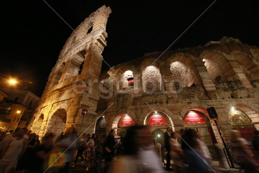 Верона. Центральная арена