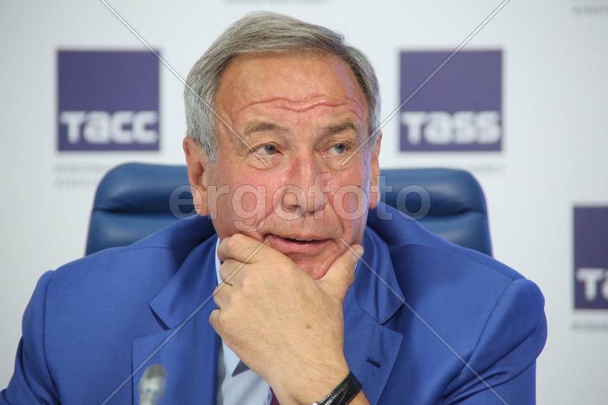 Шамиль Тарпищев