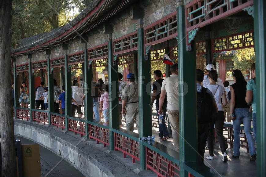 Пекин.  Летний императорский дворец.