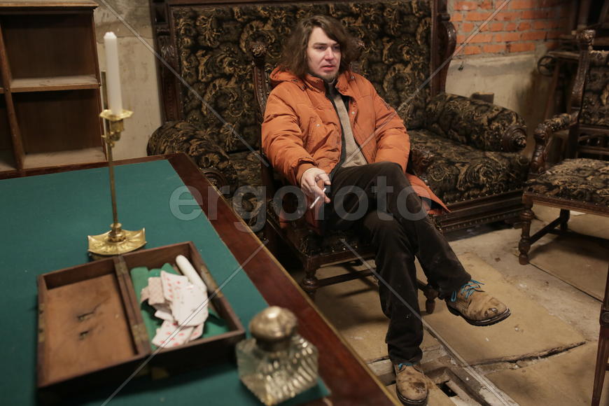 Художник и антиквар Ираклий Месхия