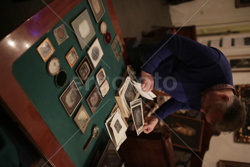 Коллекционер дагерротипов Александр Савинов.