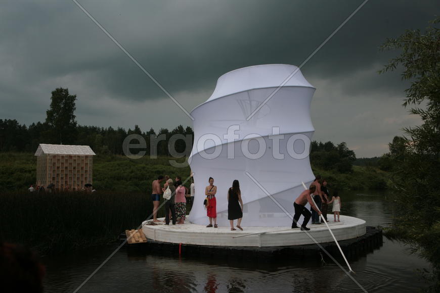 Инсталляция