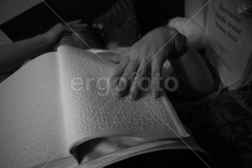 Александр Суворов слепоглухой