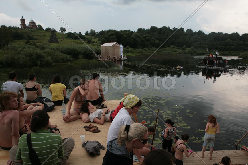 Отдых на плоте