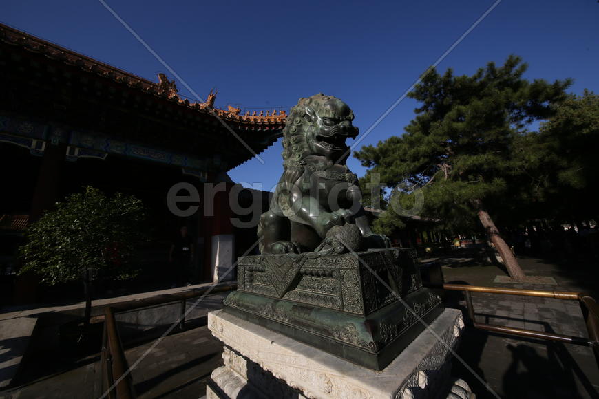 Пекин.  Летний императорский дворец.