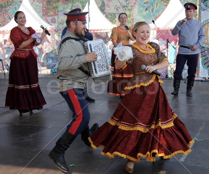 Ансамль казачьей песни "Благовестъ" города Волгограда