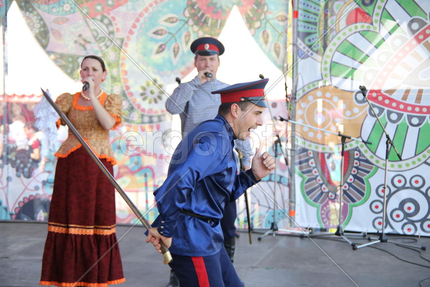 Ансамль казачьей песни "Благовестъ" города Волгограда