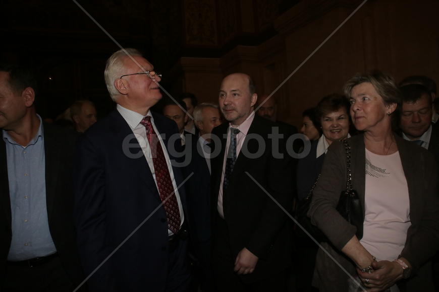 Выставка "К пользе и славе России" в ГИМ. Директор ГИМ А.Левыкин