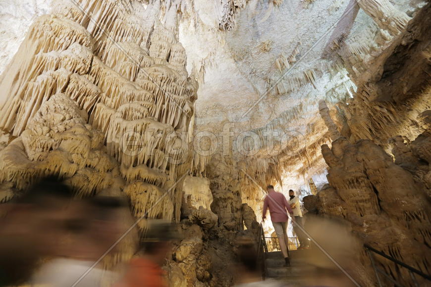 Ливан. Подземная пещера 