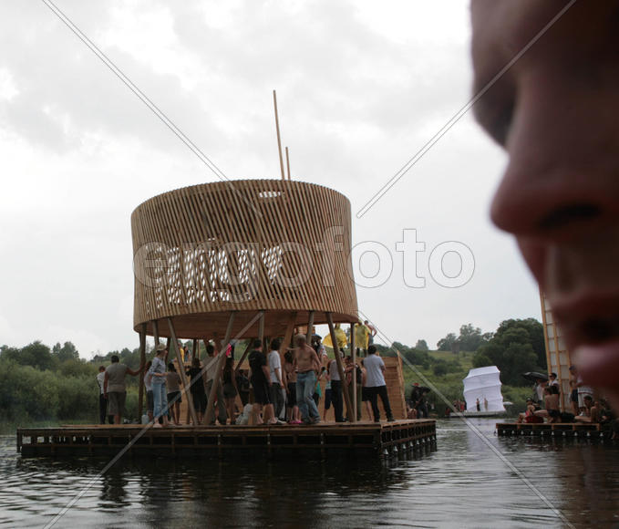 Никола-Ленивец, фестиваль АРХСТОЯНИЕ-2008. Фото Сергей Шахиджанян