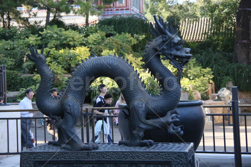 Пекин.  Летний императорский дворец.