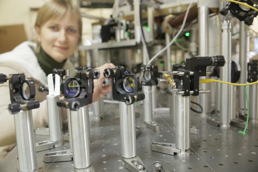 Елена Калганова, младший научный сотрудник лаборатории. Исследование атомных часов 