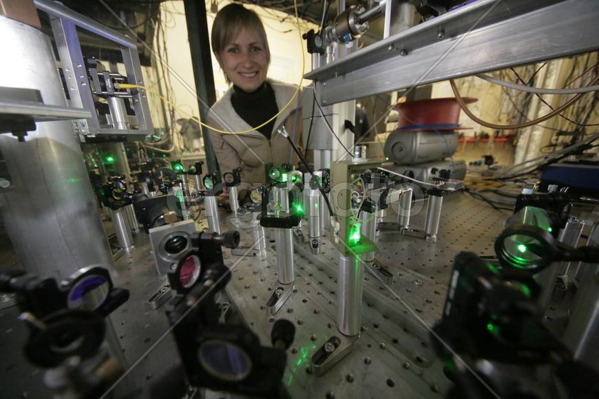 Елена Калганова, младший научный сотрудник лаборатории. Исследование атомных часов 