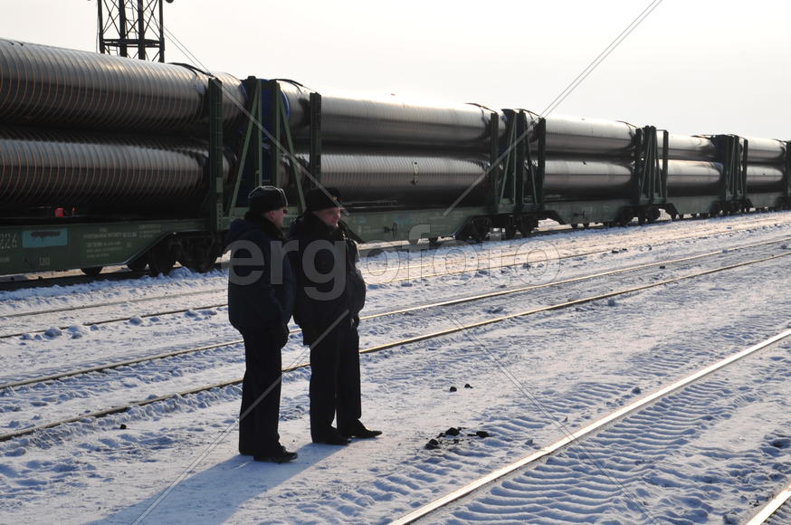 Трубы газгпромнефть. Ямало-ненецкий  автономный округ. Город Салехард, поселок Лабытнанги. фото Серг