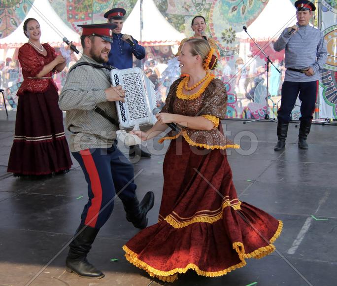 Ансамль казачьей песни "Благовестъ" города Волгограда
