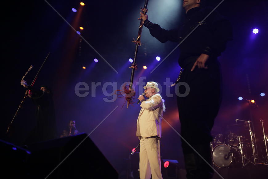 Сценическое выступление певца в Ливане 