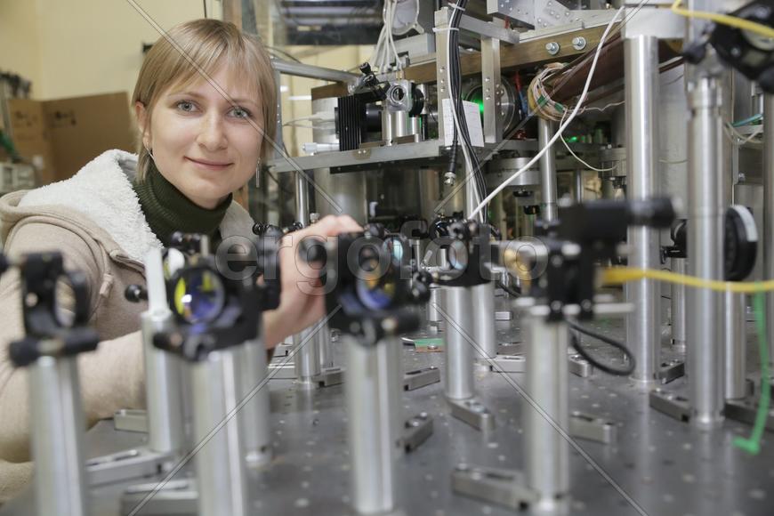 Елена Калганова, младший научный сотрудник лаборатории. Исследование атомных часов 