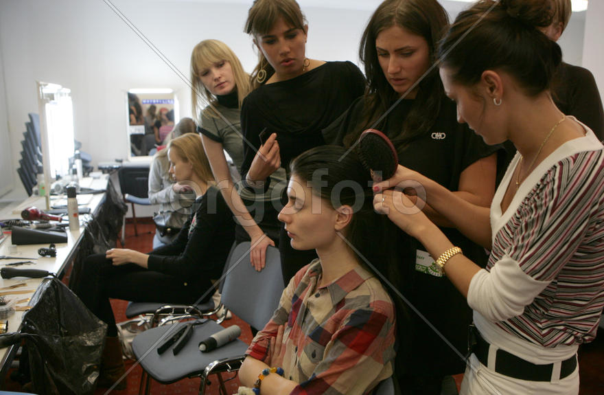 Показ дизайнера Камиллы Пурши на RFW