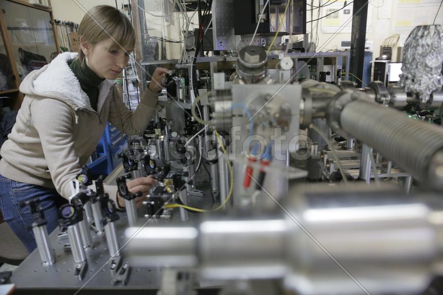 Елена Калганова, младший научный сотрудник лаборатории. Исследование атомных часов 