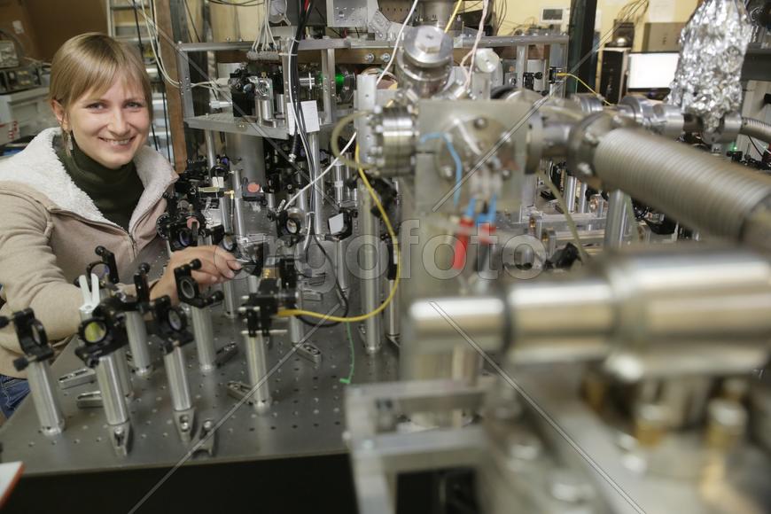 Елена Калганова, младший научный сотрудник лаборатории. Исследование атомных часов 