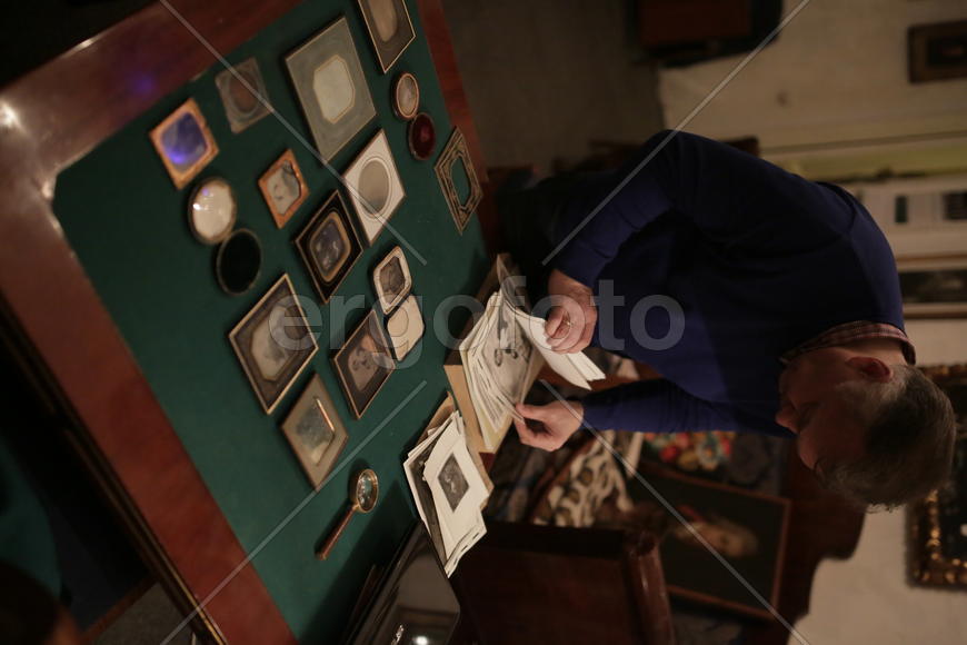 Коллекционер дагерротипов Александр Савинов.