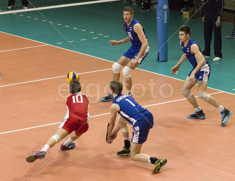 Подача мяча, волейбол