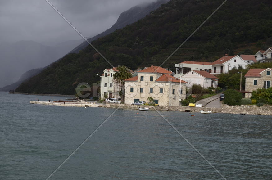 Которский залив