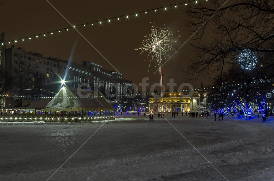 Новогодняя ночь на Чистых прудах