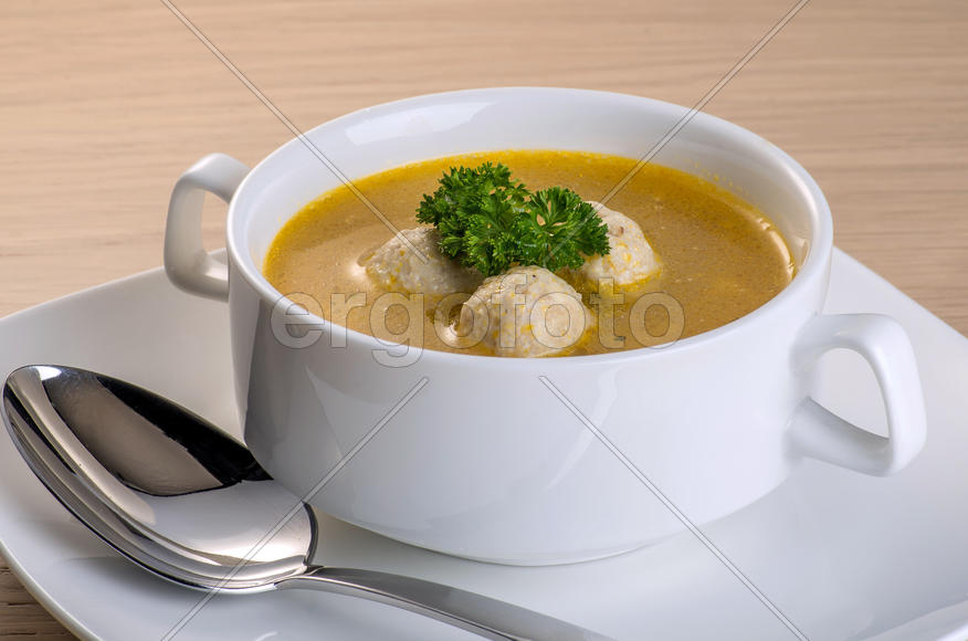 Суп с фрикадельками