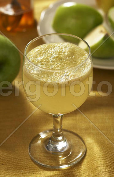 Яблочный напиток