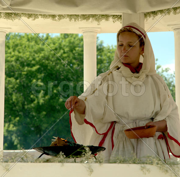 Римская целительница