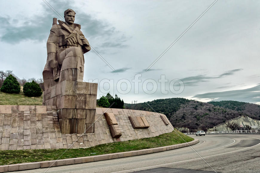 Памятник морякам