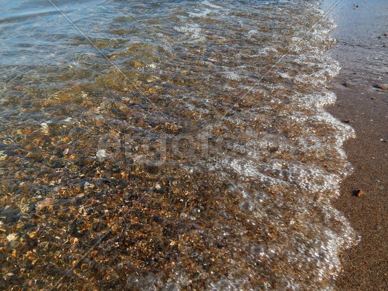 Берег и волны