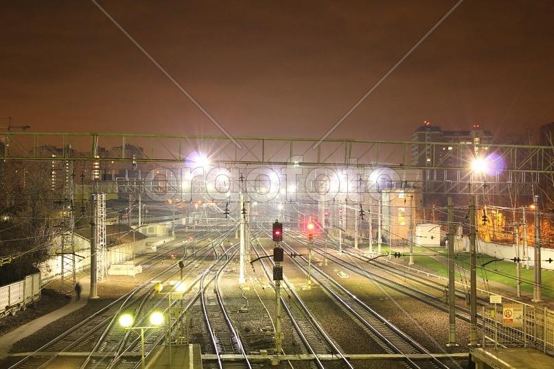 Вид с моста на Железнодорожные пути