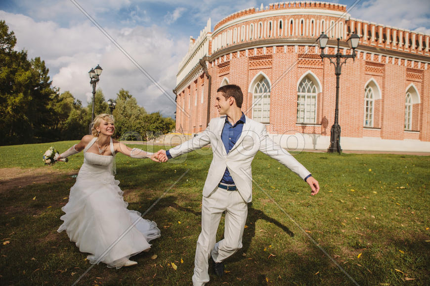 С улыбкой в супружескую жизнь