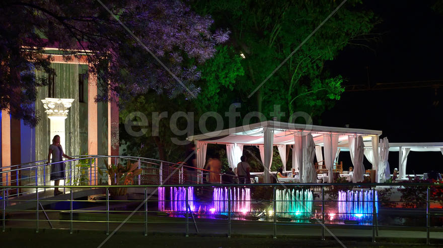 Вечерняя Ялта