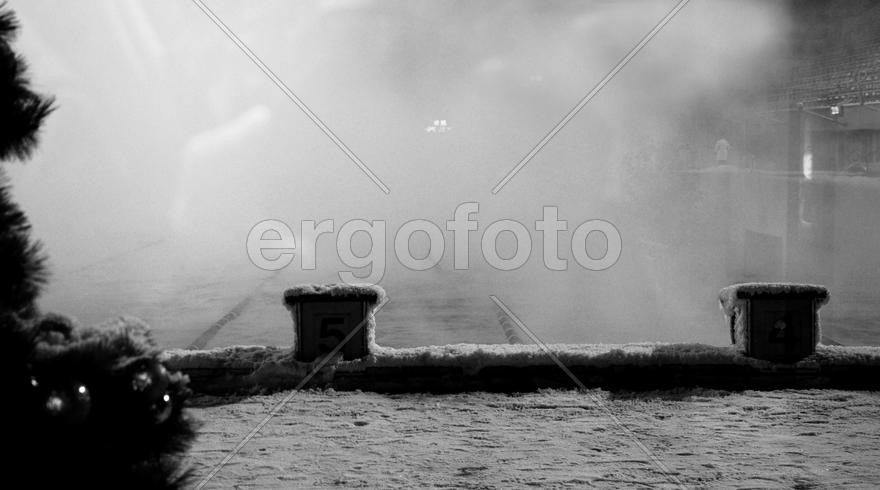 Замерший в воде