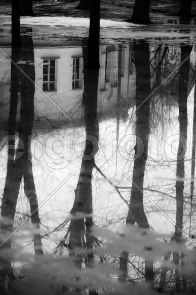 На территории 1-й городской больницы, Москва