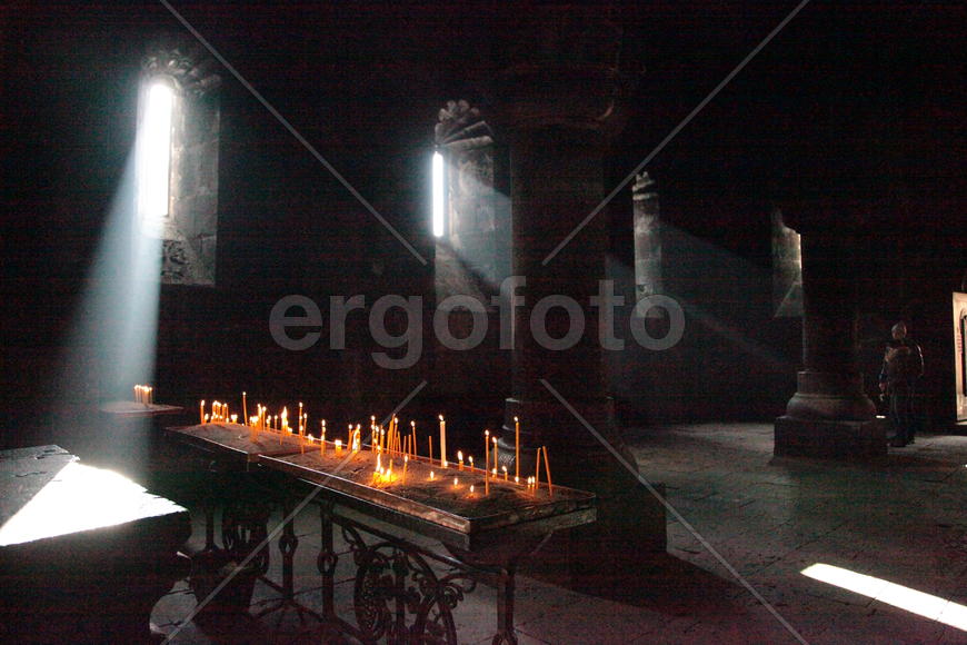 Свет и тьма