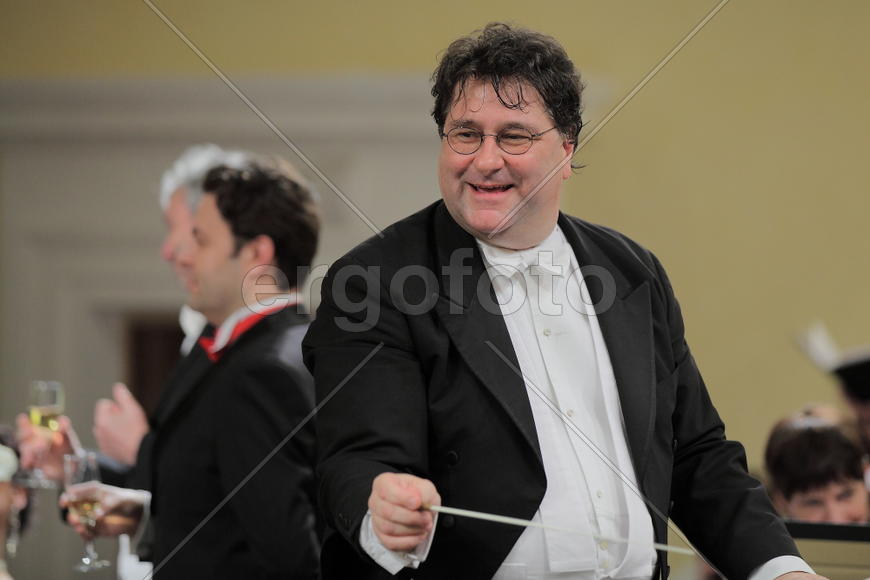 Середина концерта