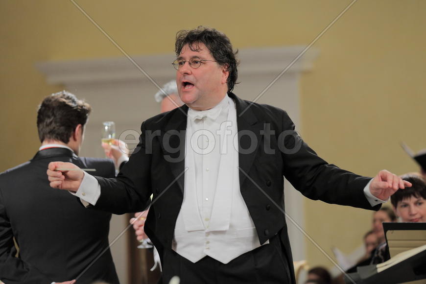 Середина концерта