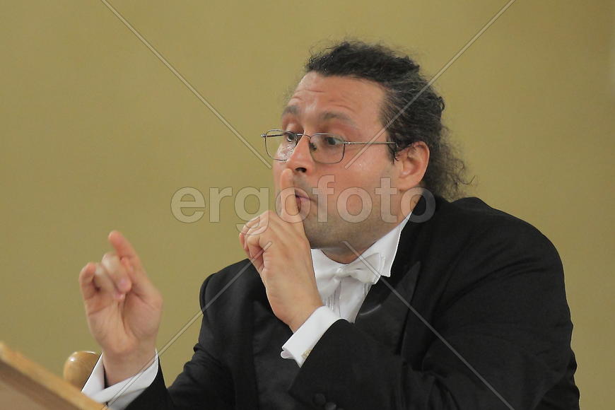 Профессия - Дирижер