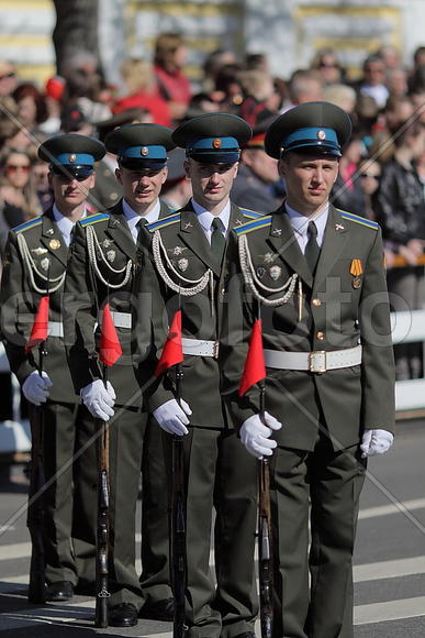 На одного линейного дистанции