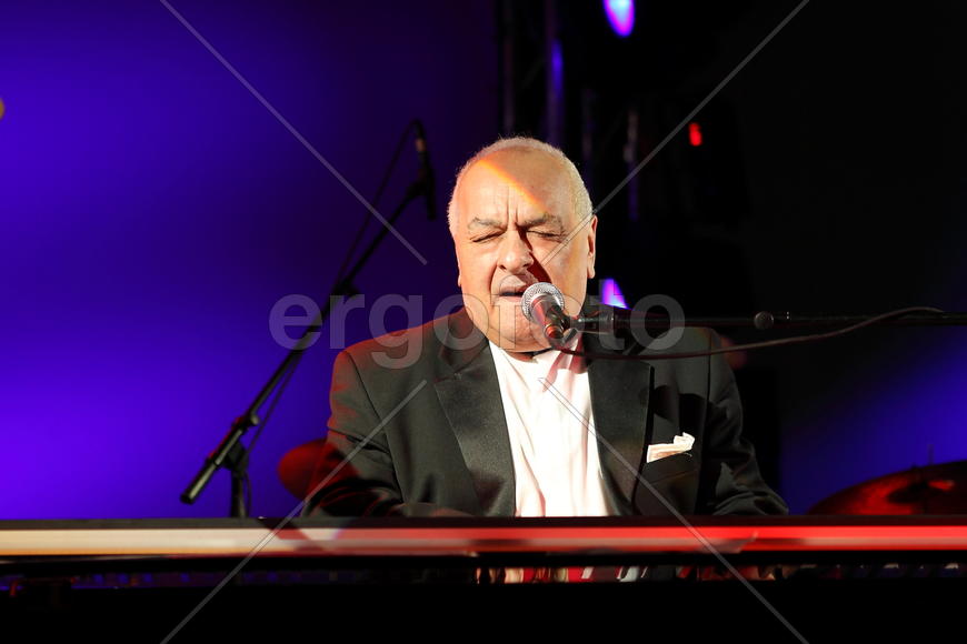 Концерт Ливона Аганезова