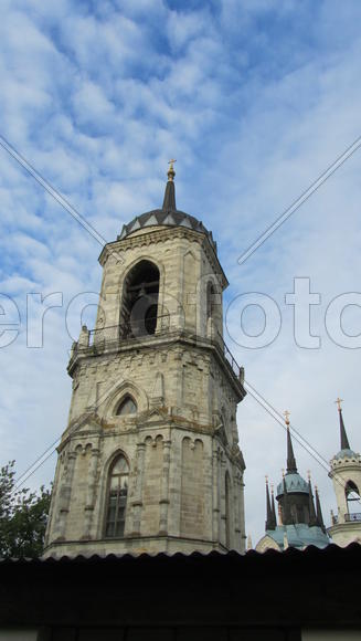 Церковь в воронцовском парке