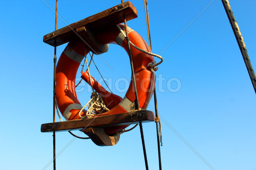 Спасательный круг