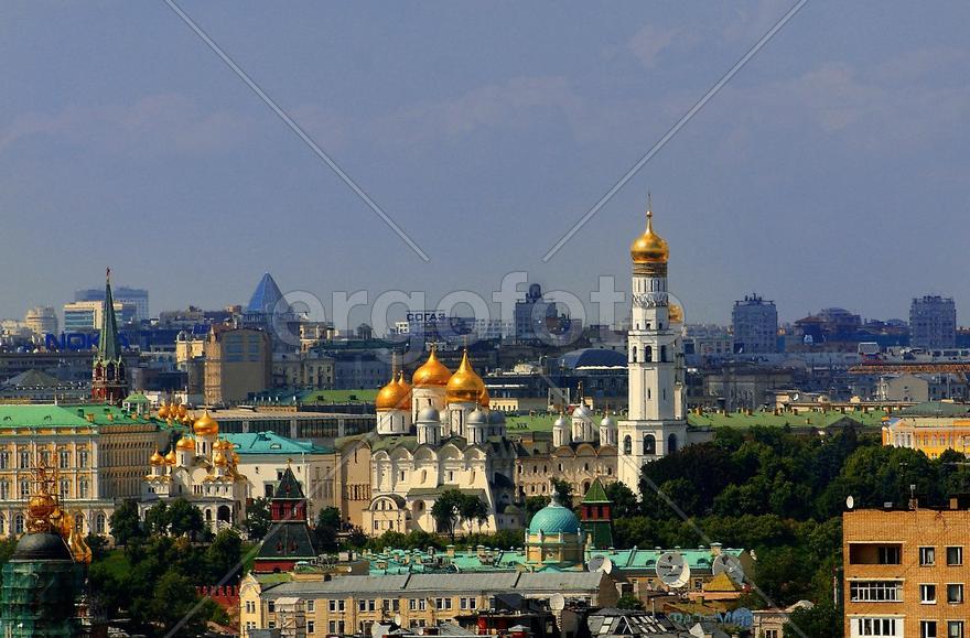 Золотые купола